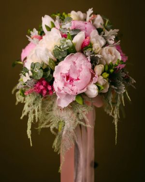 Pastel bridal bouquet with peonies and English roses